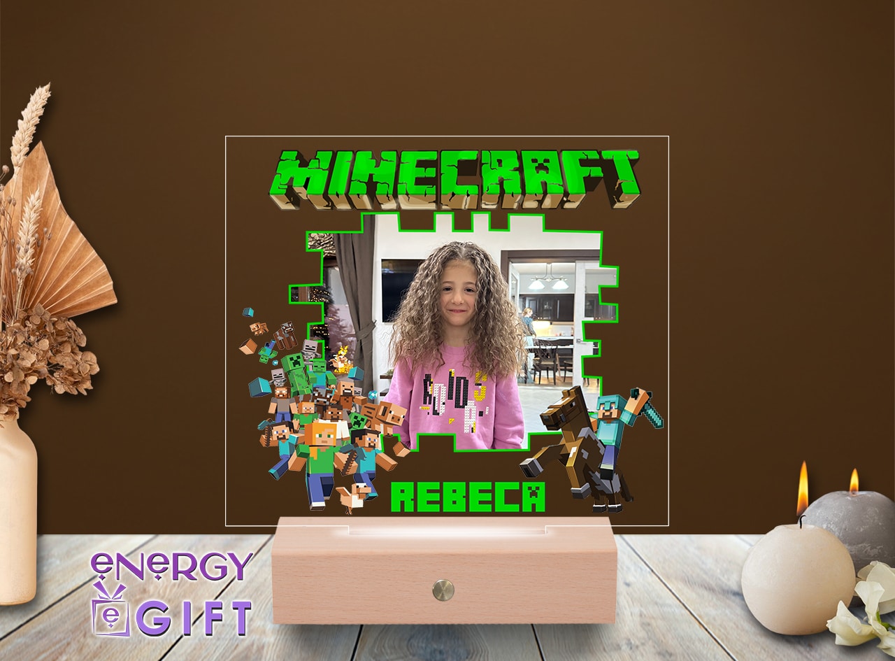 Lampă LED personalizată cu grafică Minecraft – ideală pentru copii și adolescenți